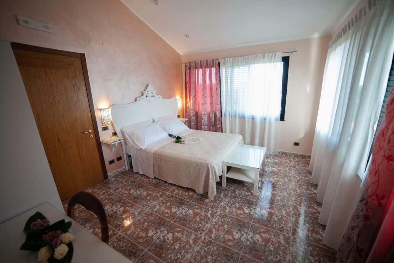 Relais D 'Itria Bed & Breakfast Grottaglie Exterior photo